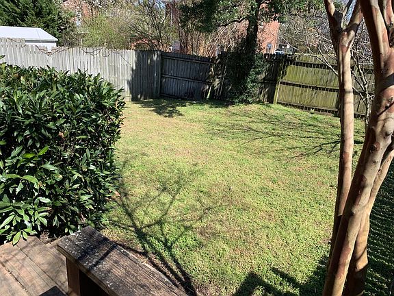 4th image of 4794 Trousdale Dr