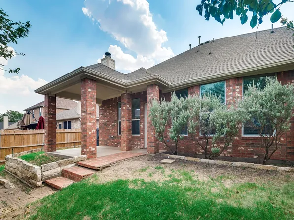 8636 Lariat Cir, Fort Worth, TX 76244