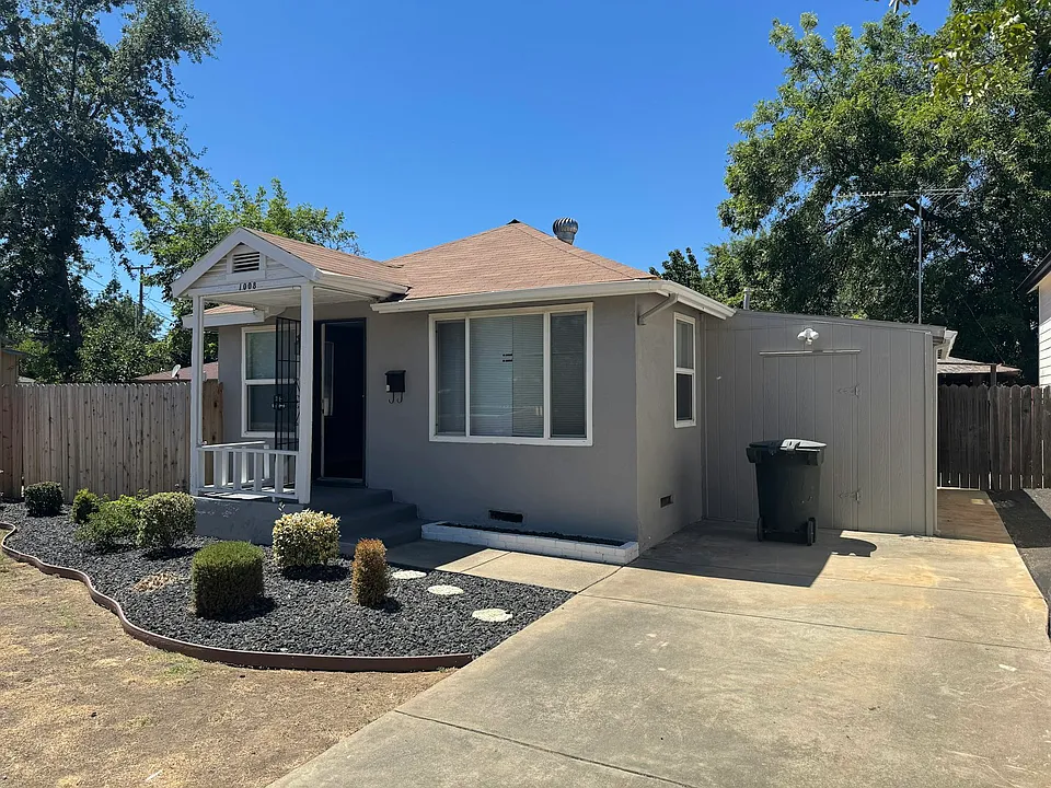 1008 Oakland Ave #1008