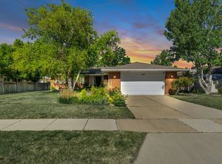 11538 S High Mountain Dr, Sandy, UT 84092