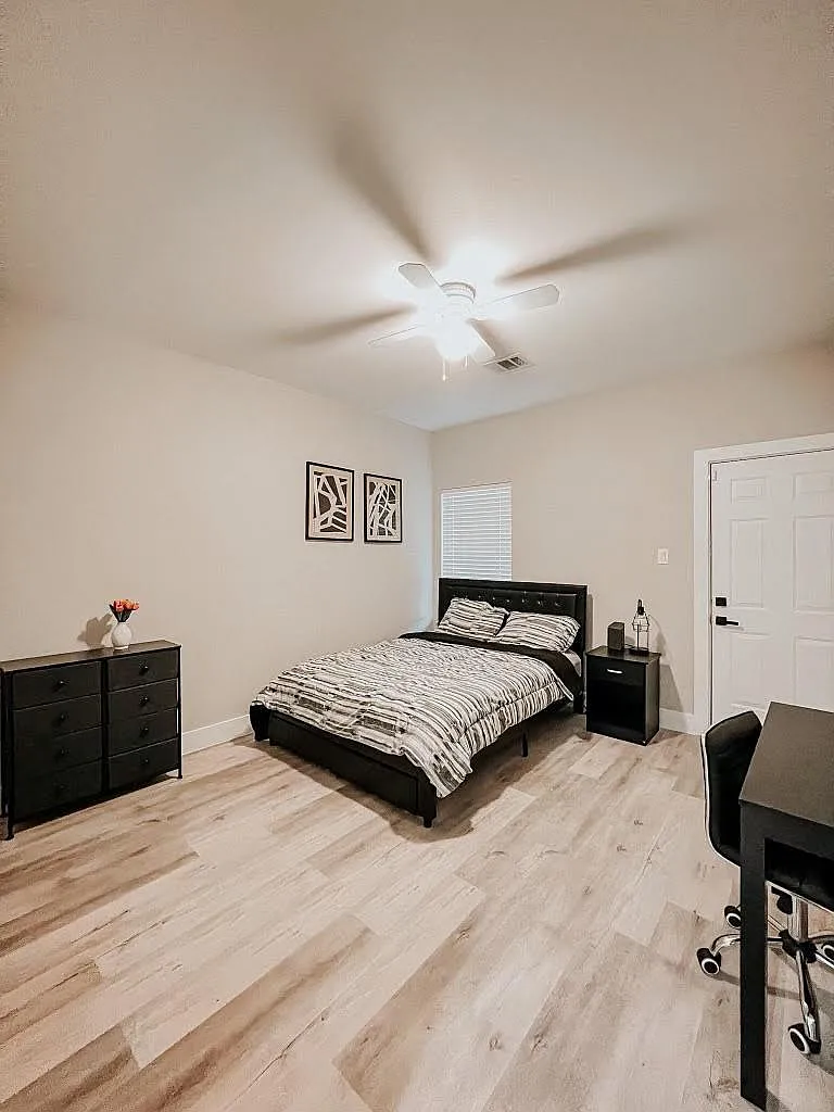 3 bed, 2.0 bath, $1,575 — Photo 3