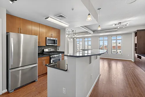 1390 Kenyon St NW #602 Photo 1