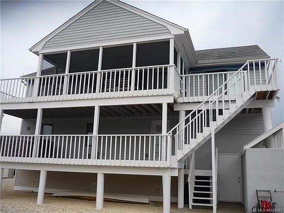 REAR OF HOME
