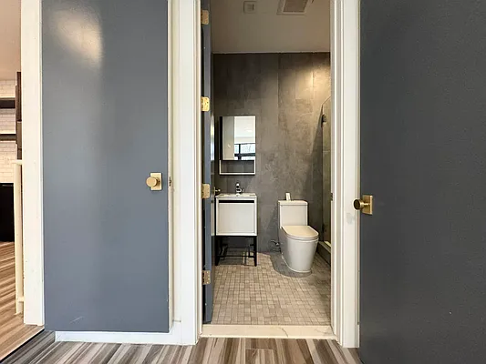 Rented by Pear NYC LLC | media 20