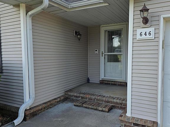 3rd image of 646 E Woodland Street