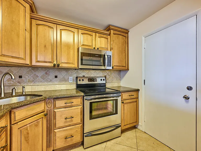 305 N Pompano Beach Blvd #1204 — Photo 8