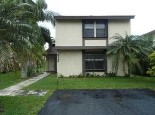 9146 SW 130th Ln, Miami, FL 33176