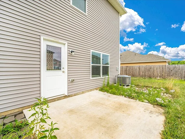 42 Eakins Ln — Photo 39