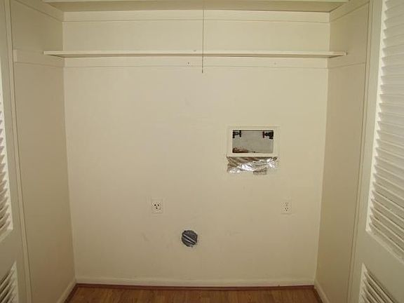 5th image of 4713 Pierpont Dr