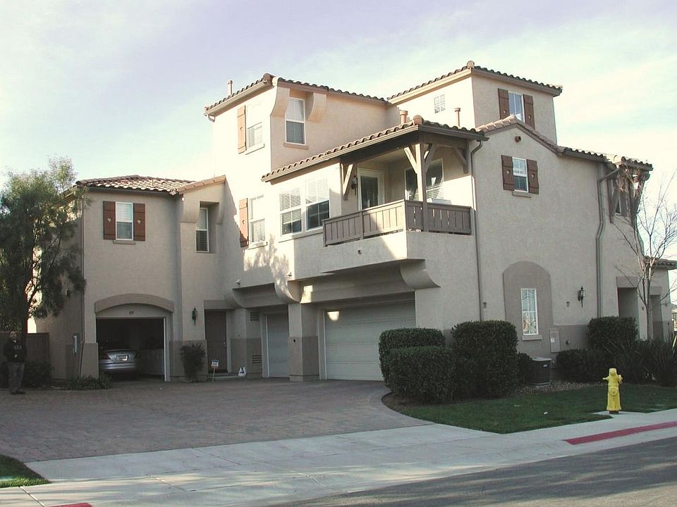 1st image of 959 Bloomfield Ave