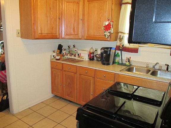 5th image of 5206 Richard Ave