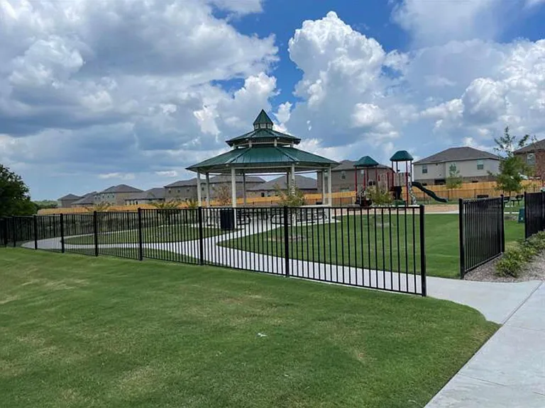 305 Turquoise Ln — Photo 24