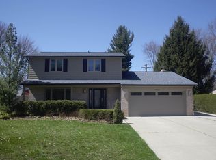39201 Townhall St, Harrison Township, MI 48045