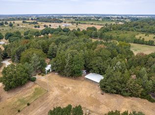 1842 County Road 1105, Ravenna, TX 75476