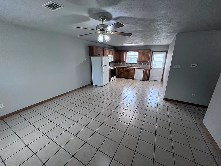 70 Marie Ln — Photo 2