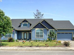 675 Andrian Dr, Molalla, OR 97038