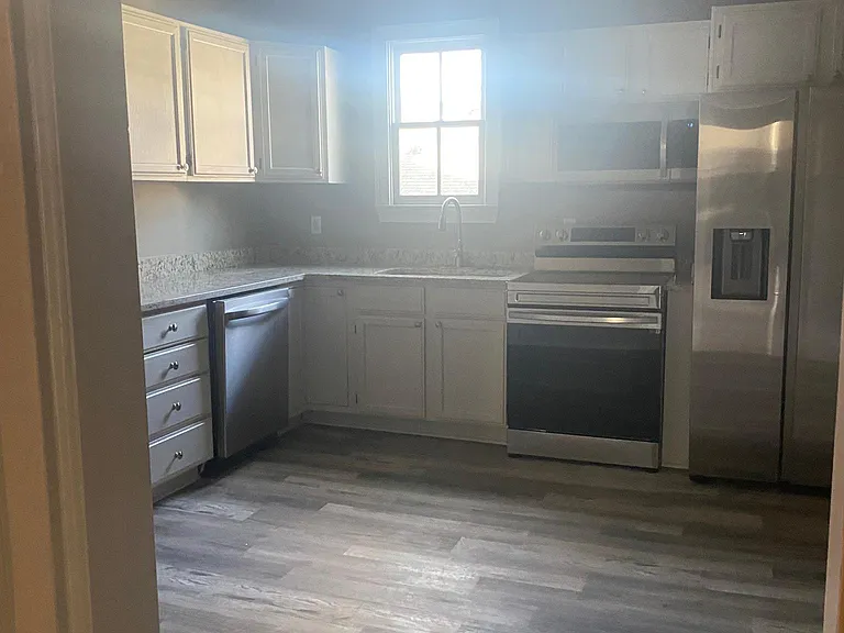 661 Gillette Ave SW — Photo 29