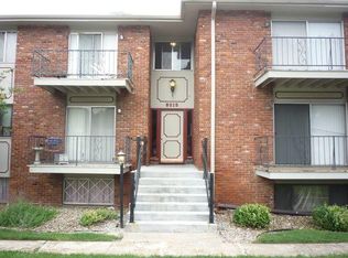 8215 Santa Fe Dr APT 4, Overland Park, KS 66204