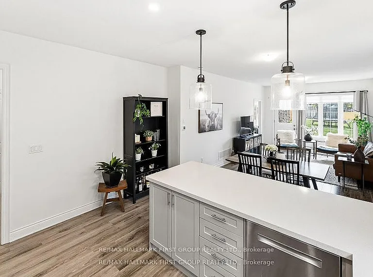 38 Southampton St — Photo 25