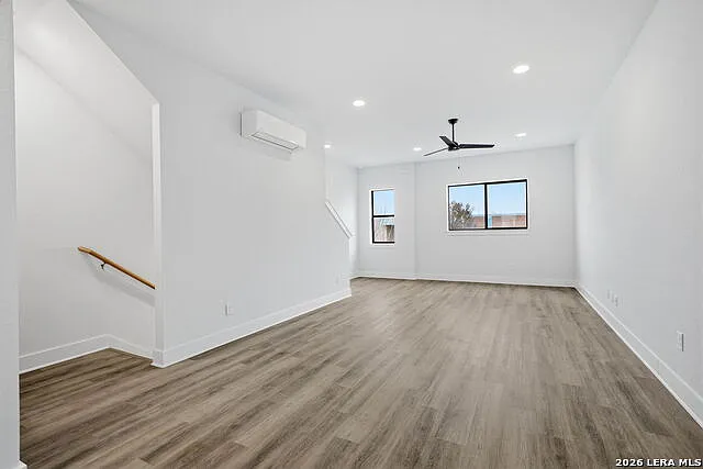7940 Kennedy Hl #7 — Photo 9