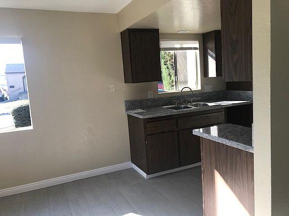 4th image of 9421 Harvard St APT 1