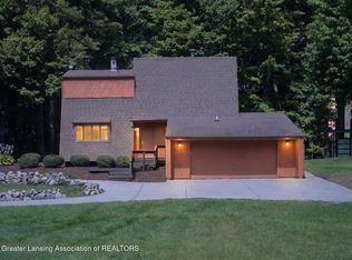 3334 W Howell Rd, Mason, MI 48854