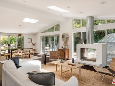 17008 Escalon Dr, Encino, CA, 91436