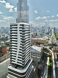 24-16 Queens Plaza South, #2D