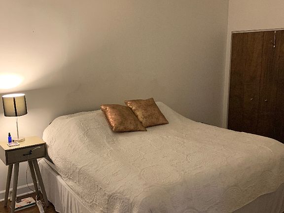 5th image of 1514 N Milwaukee Ave APT 2R