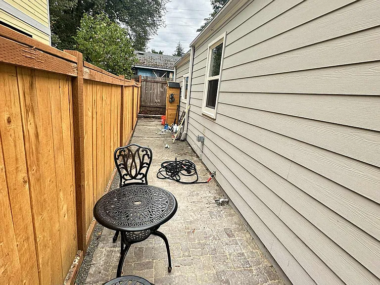 12404 NE 95th St #B — Photo 5