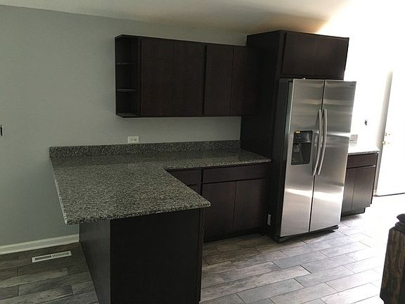 5th image of 1536 Amarillo Dr