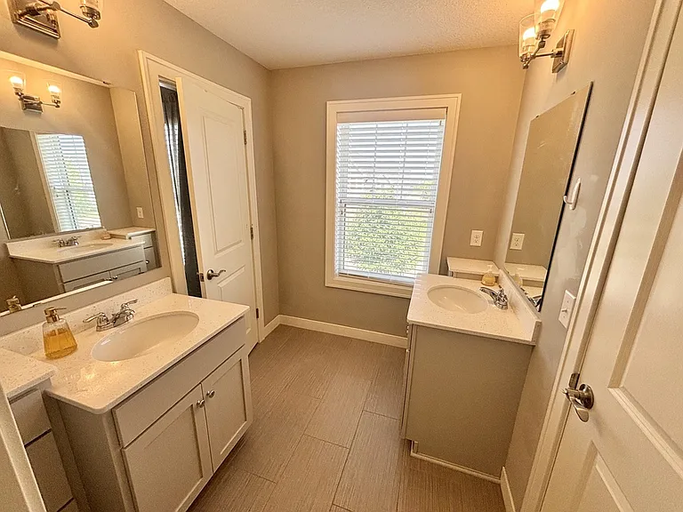 9068 Red Oak Trl — Photo 20