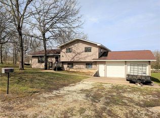 47 Brooks Ln, Linn Creek, MO 65052