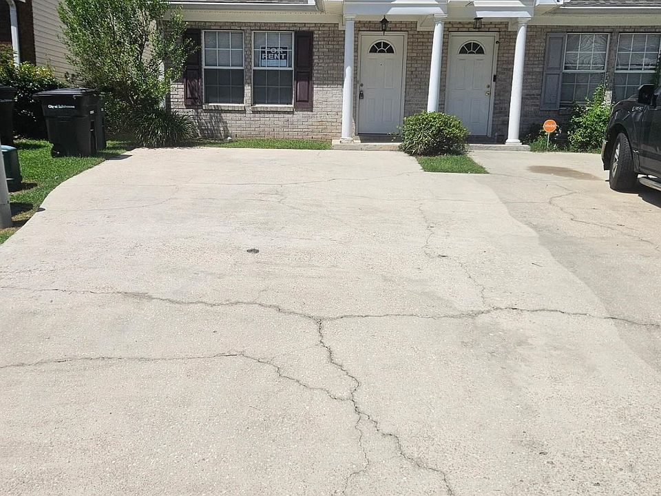 1st image of 3388 Sawtooth Dr
