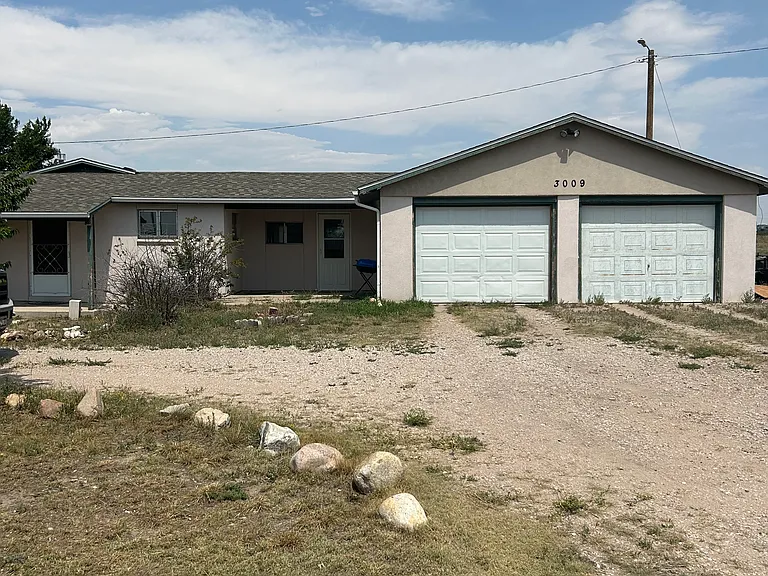 3009 Whitney Rd — Photo 1