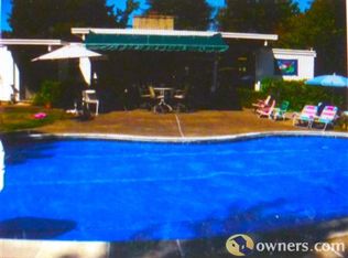 15530 NW Oak Hills Dr, Beaverton, OR