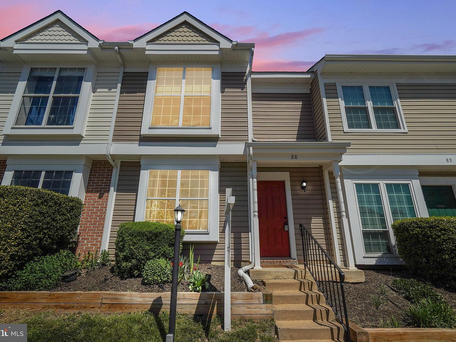 88 Sudbury Sq, Sterling, VA 20164 Zillow