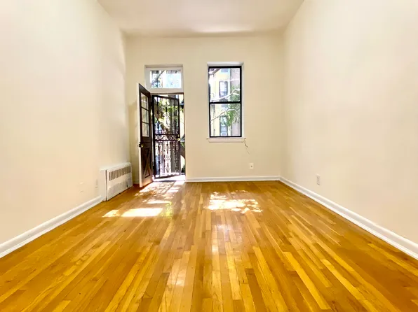 408 East 83rd Street image 4 of 23