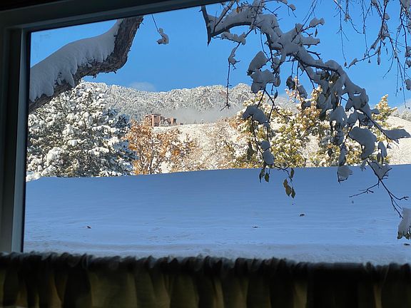3rd image of 1265 Bear Mountain Dr APT A