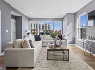 43821 Middleway Ter, Ashburn, VA 20147