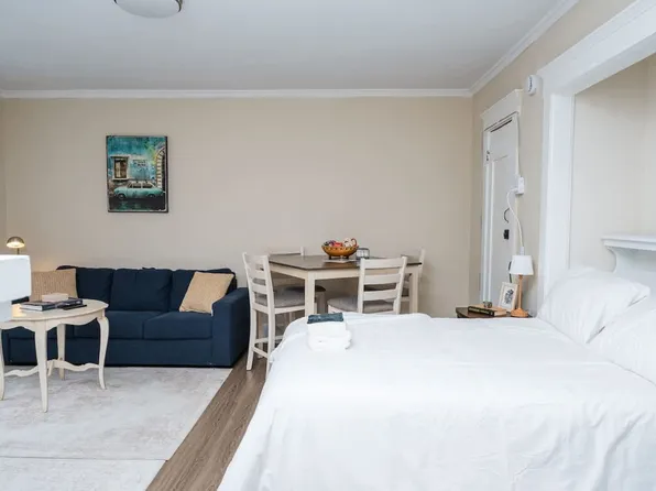 (undisclosed Address), Long Beach, CA 90802