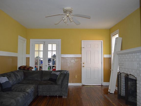 2nd image of 2654 Dellwood Ave