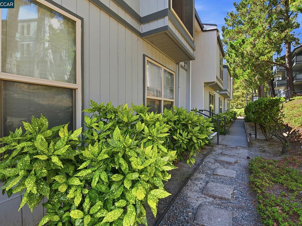 1st image of 2087 Ascot Dr Unit 124