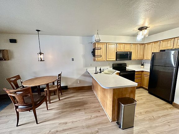 2nd image of 3615 N Wolf Lodge Dr #1-602-1