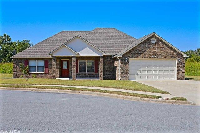 1st image of 1701 Sweetgum Ln