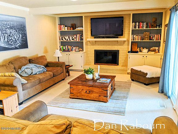 2nd image of 6304 Bechalla Dr SE