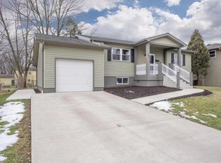 2693 Dennis Ln, Grove City, OH