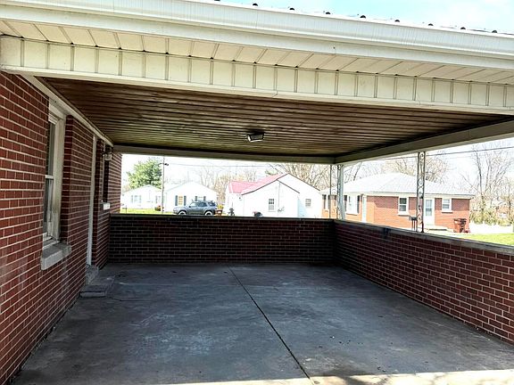 5th image of 125 Colony Rd