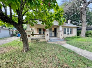 210 W White, San Antonio, TX 78214