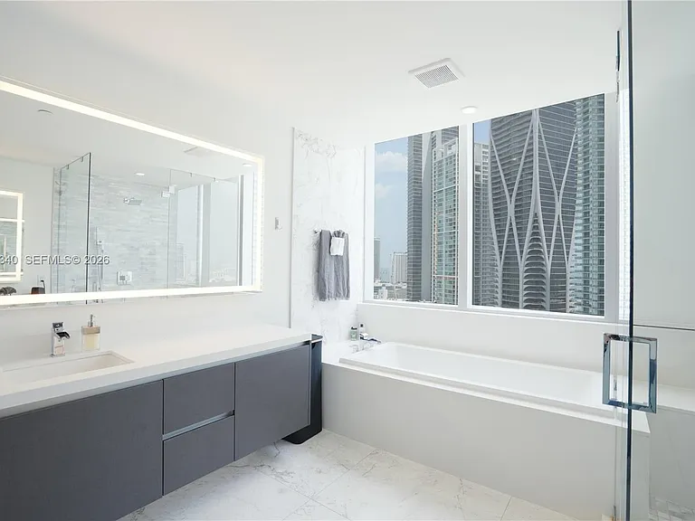 851 NE 1st Ave #2101 — Photo 3